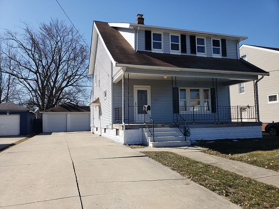 1st image of 723 W 21st St