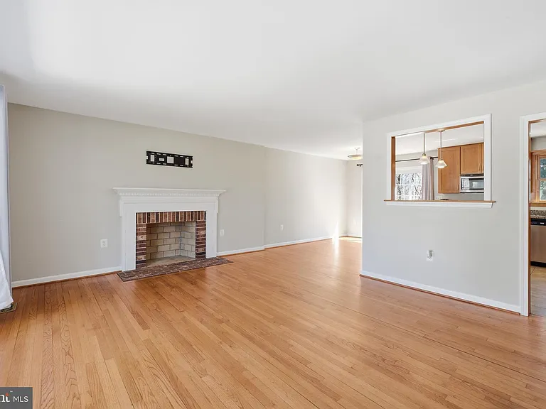 3343 Slade Run Dr — Photo 10