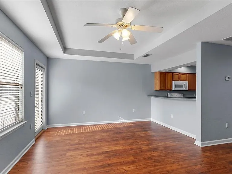 2307 Timber Oaks Ln — Photo 17