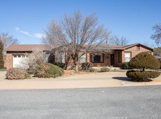 1217 E Cardwell St, Brownfield, TX 79316