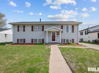 648 Green Park Ave, Colona, IL 61241