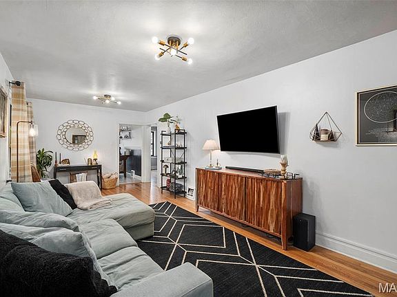 3rd image of 5519 Lisette Ave