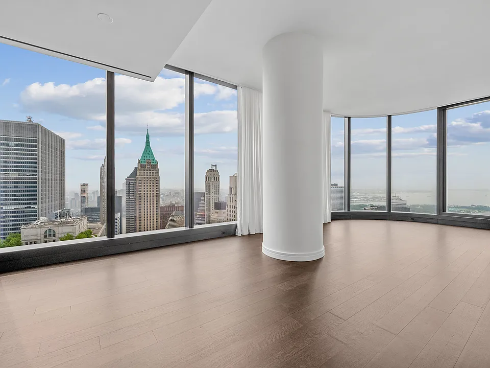 125 Greenwich St #74B
