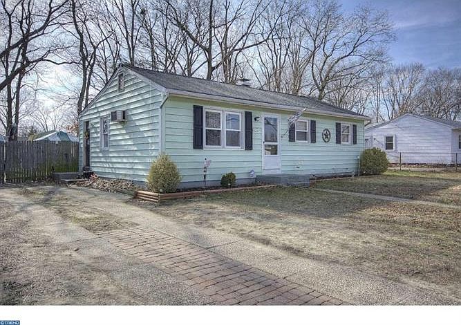 1st image of 607 Berkeley Dr