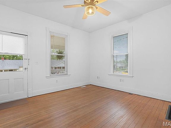 5th image of 322 State St