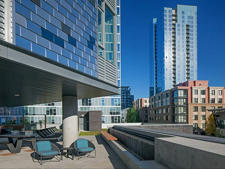 NV Apartments — Photo 38