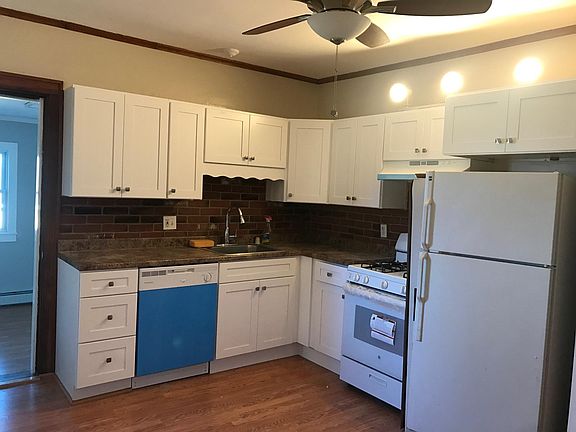 3rd image of 4 Plymouth St
