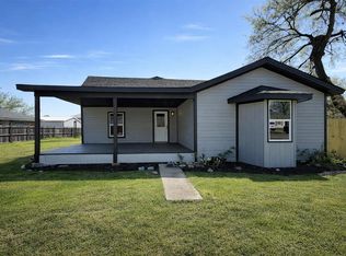 469 W Fulton St, Van Alstyne, TX 75495