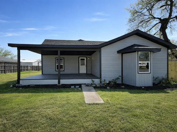 469 W Fulton St, Van Alstyne, TX 75495