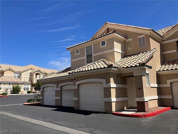3rd image of 5855 Valley Dr Unit 2008