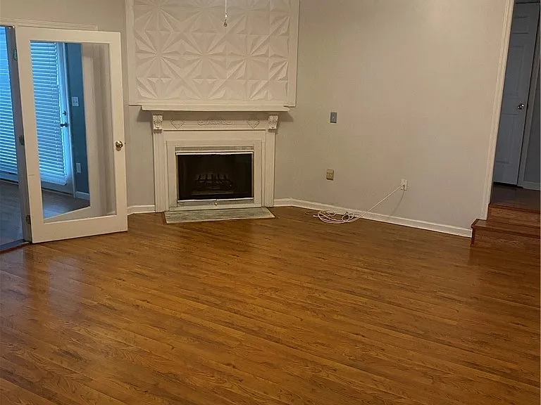 1728 Empress Ln — Photo 6