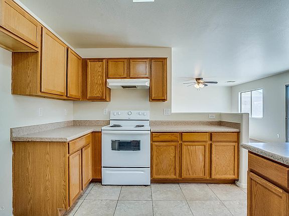 3rd image of 36535 W SANTA MARIA Street