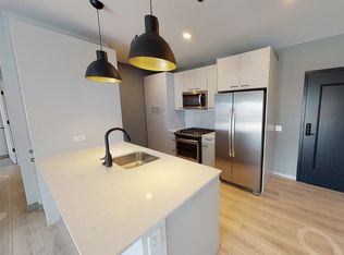 1942 N Hermitage Ave #2, Chicago, IL 60622