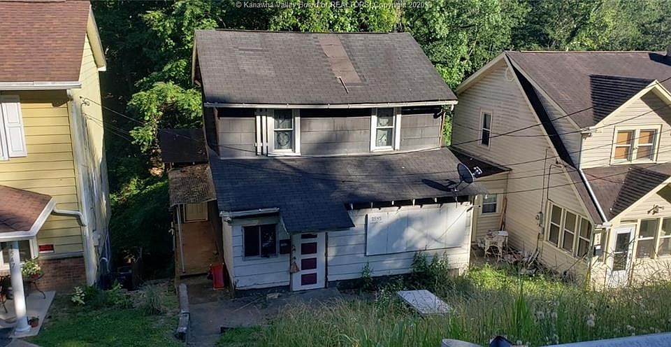 1st image of 1545 Farnsworth Dr
