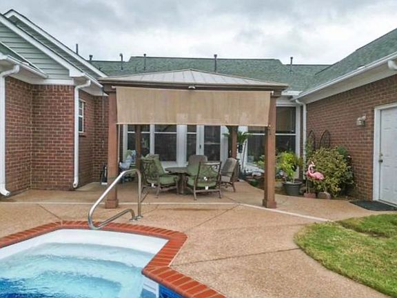 4th image of 149 Windchase Dr