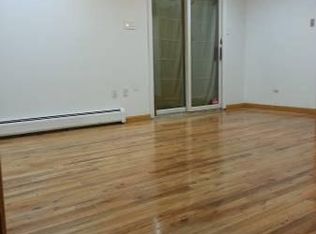 5004 Clearview Expy, Flushing, NY 11364