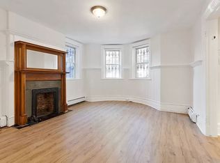21-12 45th Rd #3B, Long Island City, NY 11101