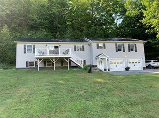 60 Hillside Ln, Waterford, VT 05819