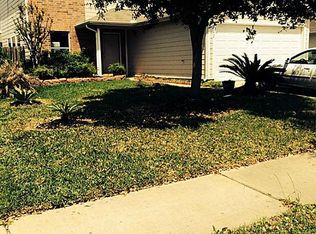 2842 Umiak Dr, Houston, TX 77045