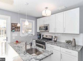 3687 Kenyon Ave, Baltimore, MD