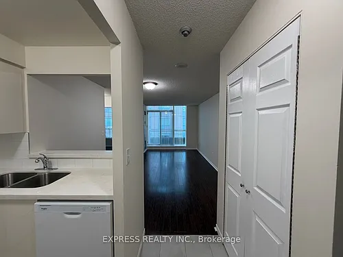 39 Pemberton Ave #Penthouse 16 Photo 1