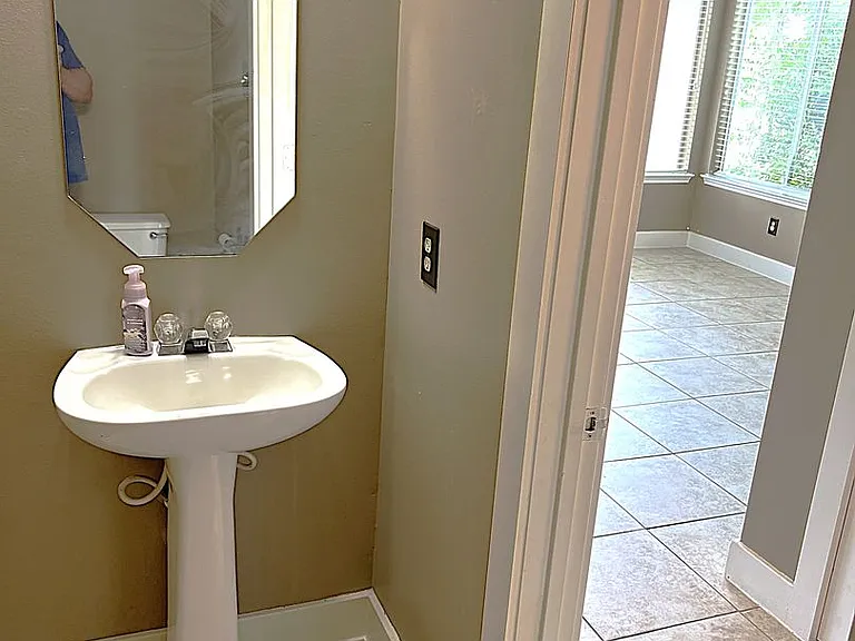 6819 Kingwood Glen Dr — Photo 13