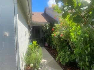 11734 Spring Tree Ln, Port Richey, FL 34668