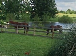 450 Tom Floyd Rd, Como, MS 38619