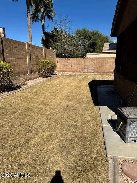 4 bed, 2.5 bath, 2038 sqft, $2,350 — Photo 4