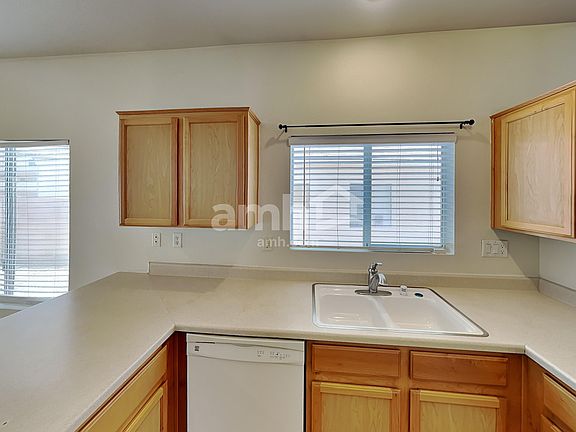 3rd image of 6208 Morning Wing Dr