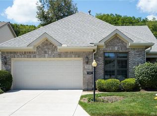 7185 Hartcrest Ln, Centerville, OH 45459