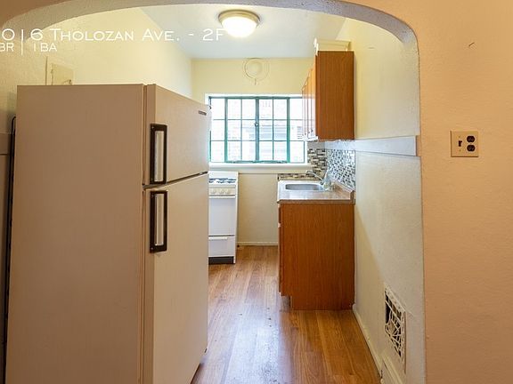 5th image of 5016 Tholozan Ave #2F