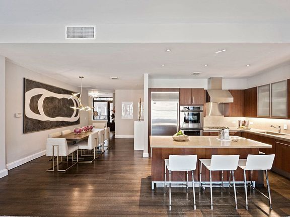 3rd image of 124 Hudson St APT 4A