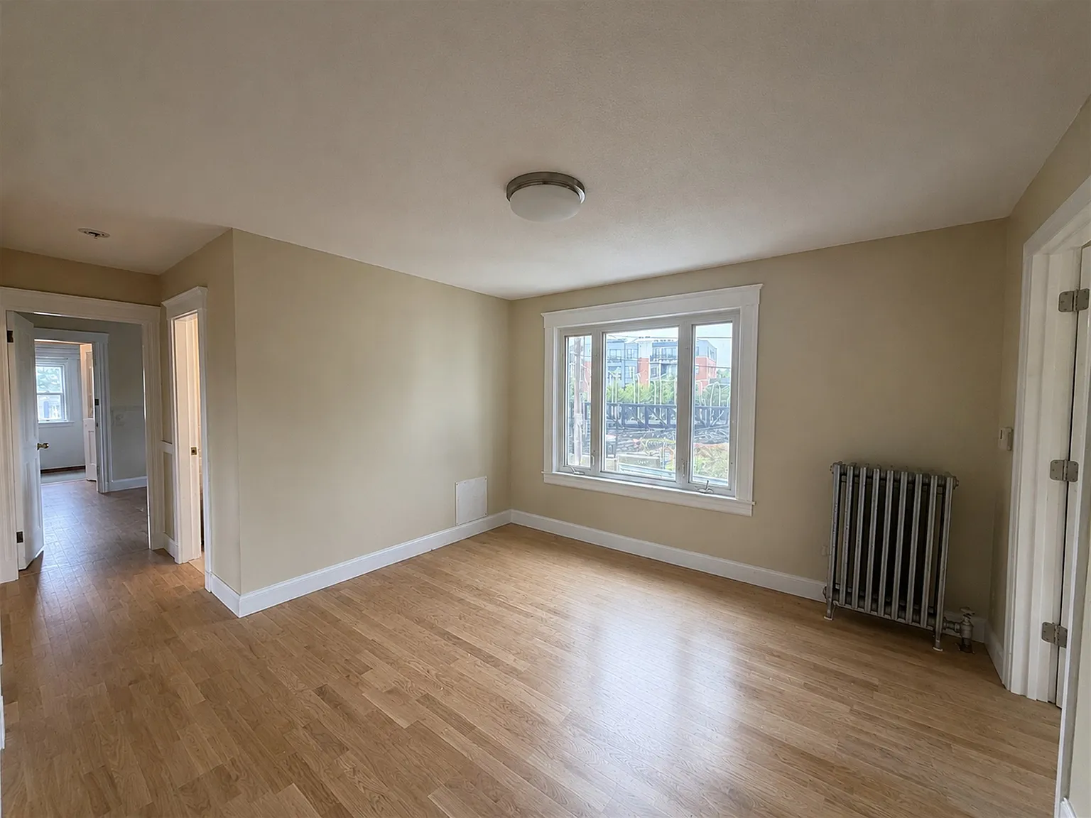 2 bed, 780 sqft, $3,300 — Photo 4