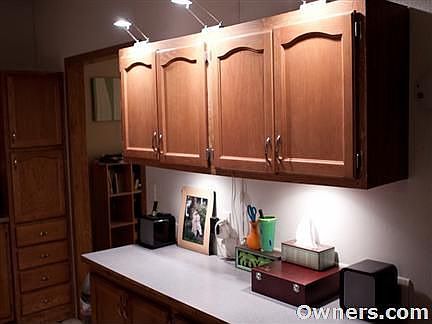 Lots of cupboard space!
