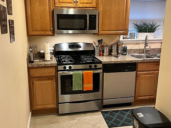 5th image of 6448 N Oketo Ave APT G