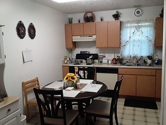 3rd image of 156 Idlewild Dr