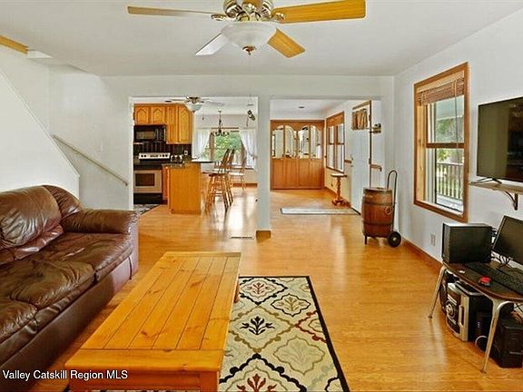 3rd image of 266 Scheller Park Road