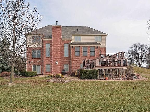 4th image of 9030 McKendry Dr