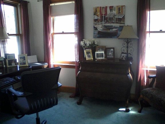 office or 2nd bedroom on main level