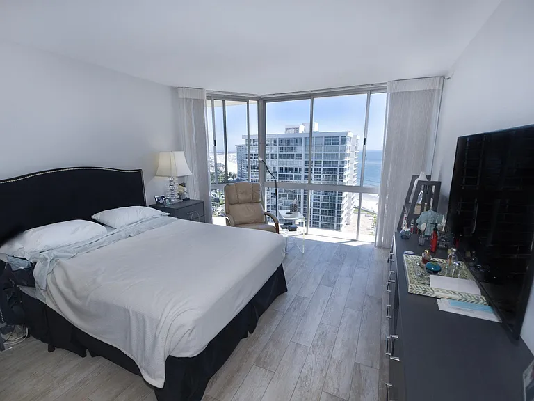 1750 Avenida Del Mundo #1508 — Photo 9