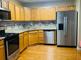 2772 Borkshire Ln, Aurora, IL 60502