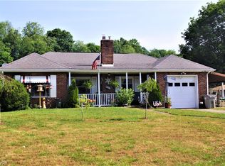 609 W Main St, Malvern, OH 44644