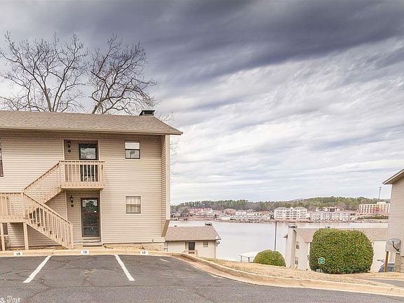 4th image of 120 Catalina Cir