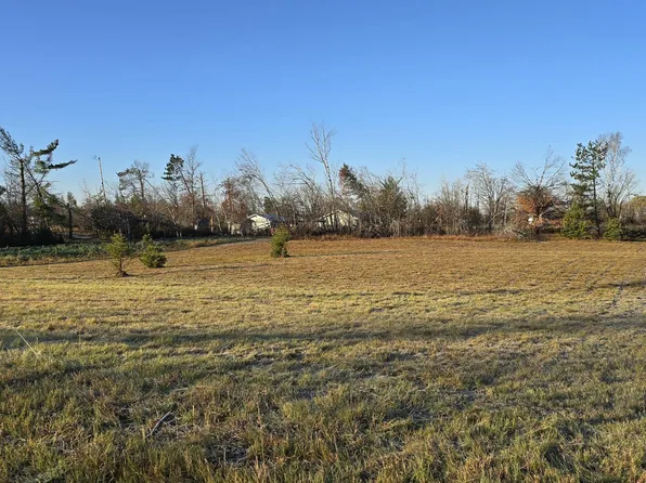 Lake Ave NE, Bemidji, MN 56601