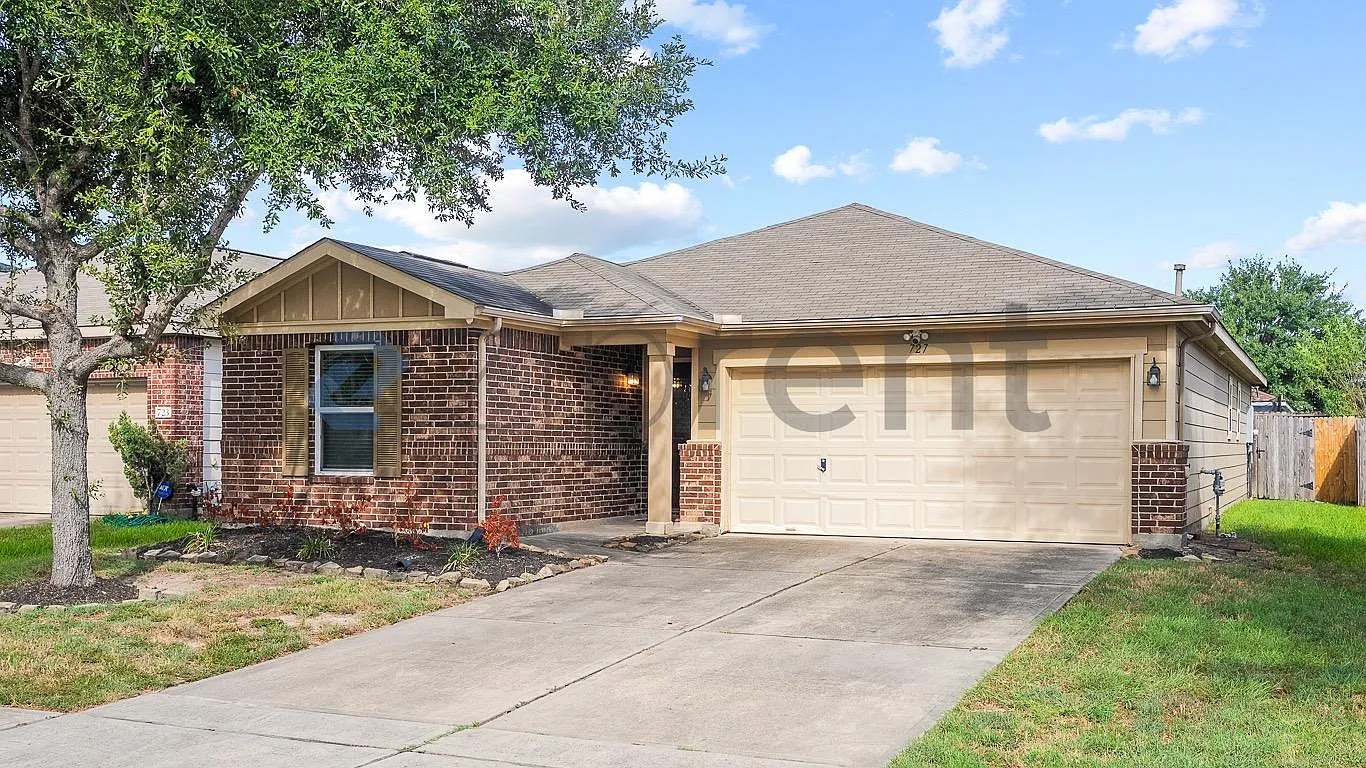 3 bed, 1596 sqft, $1,850 — Photo 2