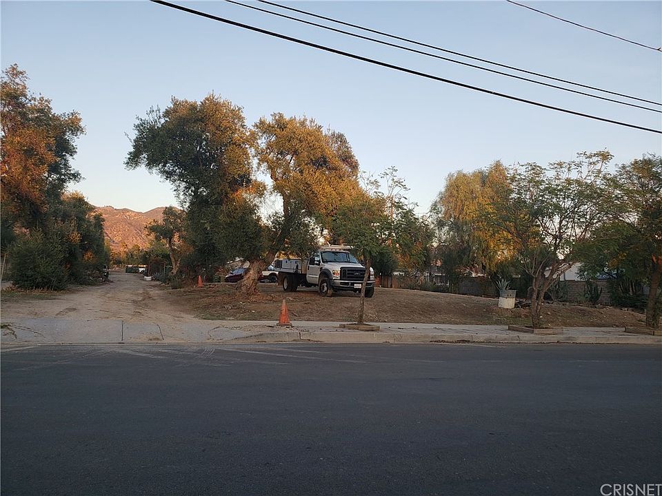 1st image of 13370 Borden Ave