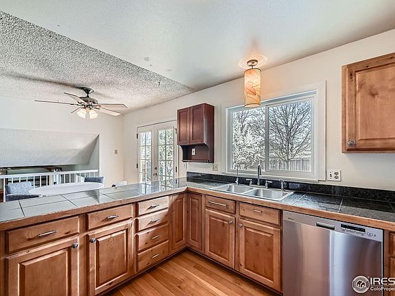 5th image of 1011 Glenwood Dr