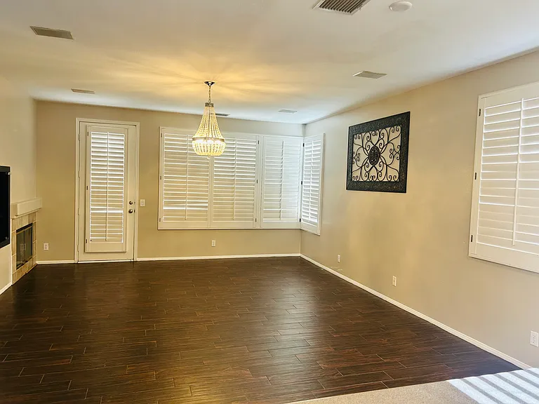 1955 Aztec Ln — Photo 14