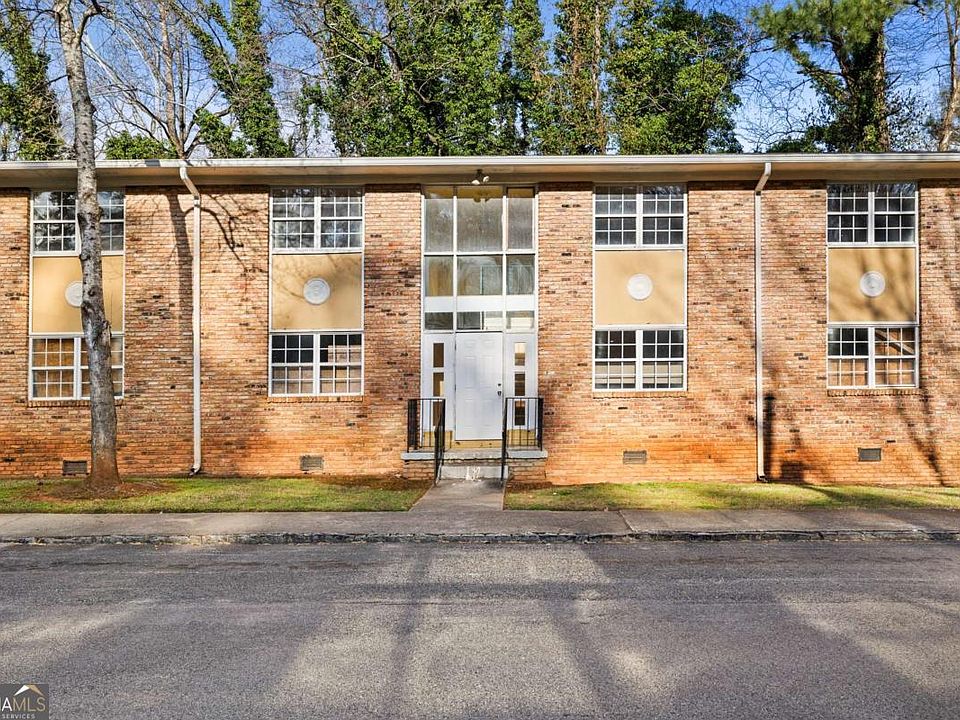 1st image of 1620 Line Cir